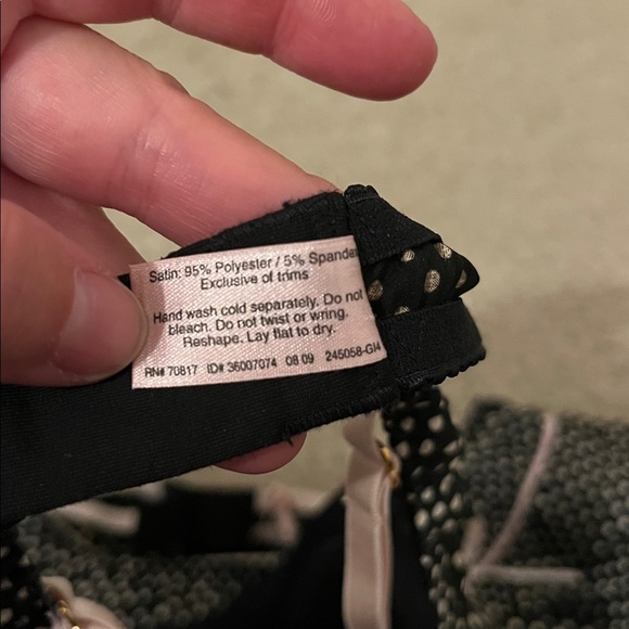 Victoria’s Secret Sexy Little Things Lingerie Set 34C - Picture 6 of 6